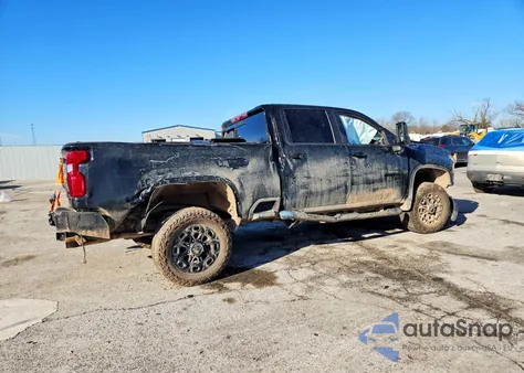 2022 Chevrolet Silverado K2500 Heavy Duty Ltz z USA, uszkodzony, nr VIN 1GC4YPE73NF303822